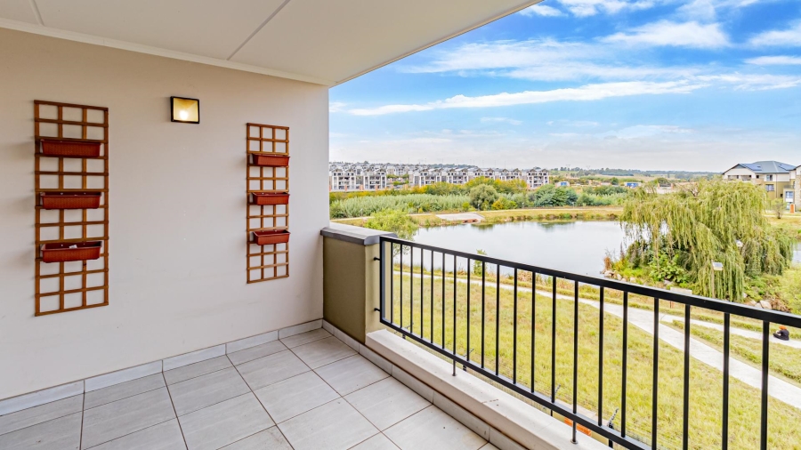 2 Bedroom Property for Sale in Waterfall Gauteng