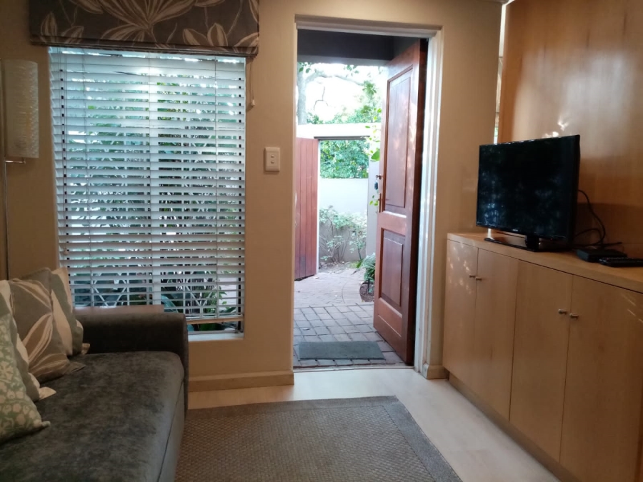 To Let 2 Bedroom Property for Rent in Linden Gauteng