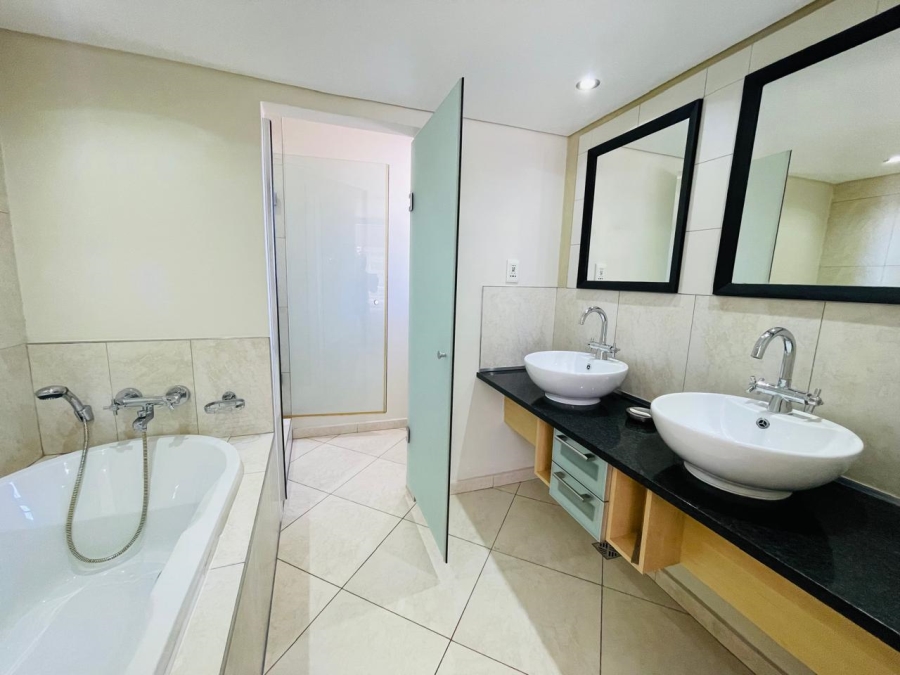 To Let 2 Bedroom Property for Rent in Morningside Gauteng