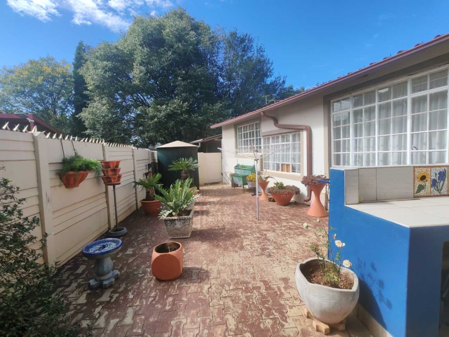3 Bedroom Property for Sale in Valhalla Gauteng