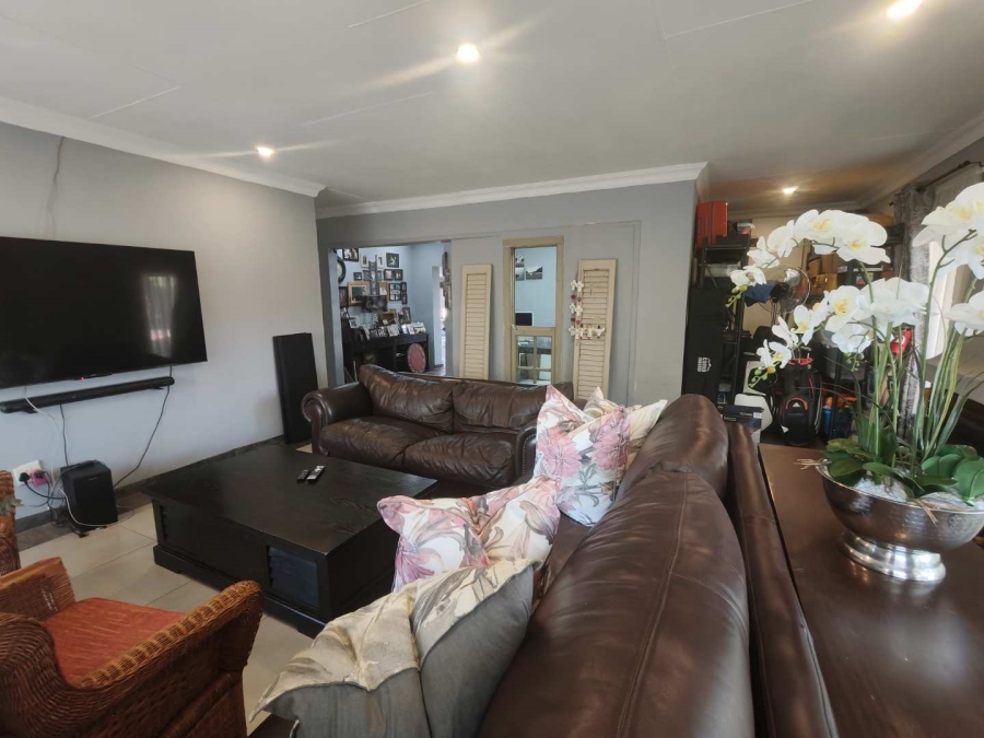 3 Bedroom Property for Sale in Valhalla Gauteng