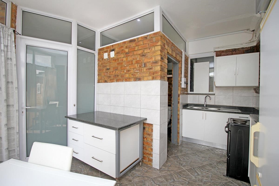 0 Bedroom Property for Sale in Hurlyvale Gauteng