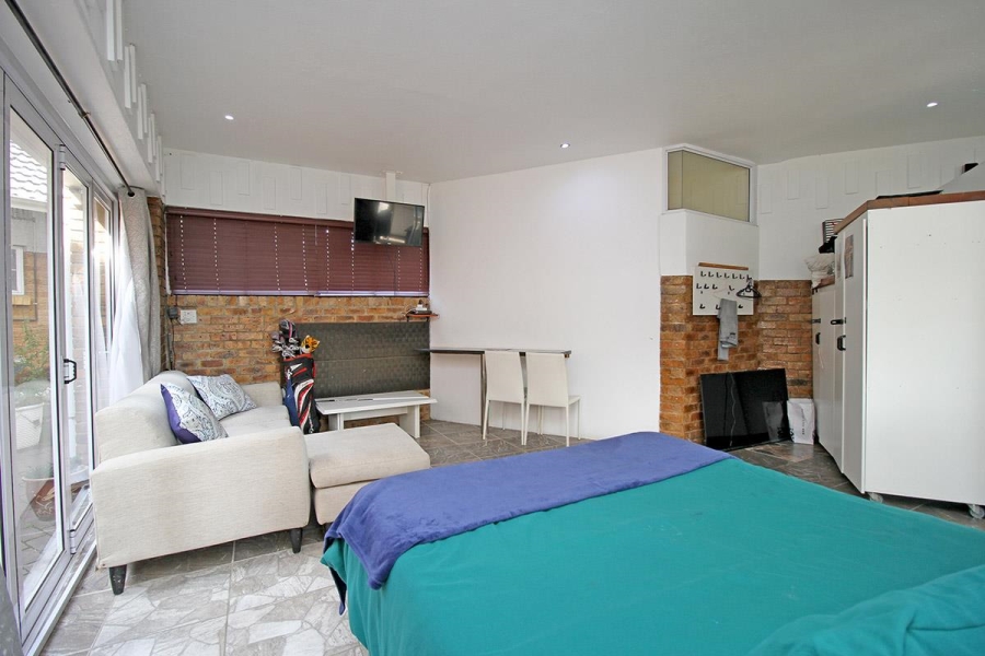 0 Bedroom Property for Sale in Hurlyvale Gauteng