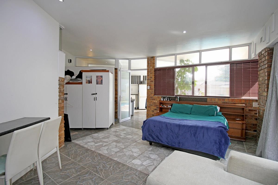 0 Bedroom Property for Sale in Hurlyvale Gauteng