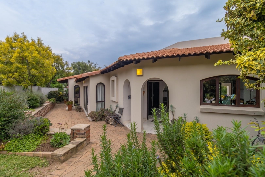 5 Bedroom Property for Sale in Kyalami Estates Gauteng