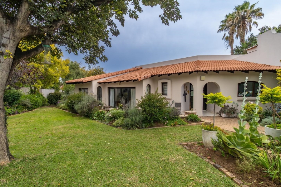 5 Bedroom Property for Sale in Kyalami Estates Gauteng