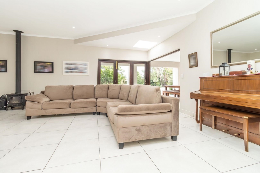 5 Bedroom Property for Sale in Kyalami Estates Gauteng