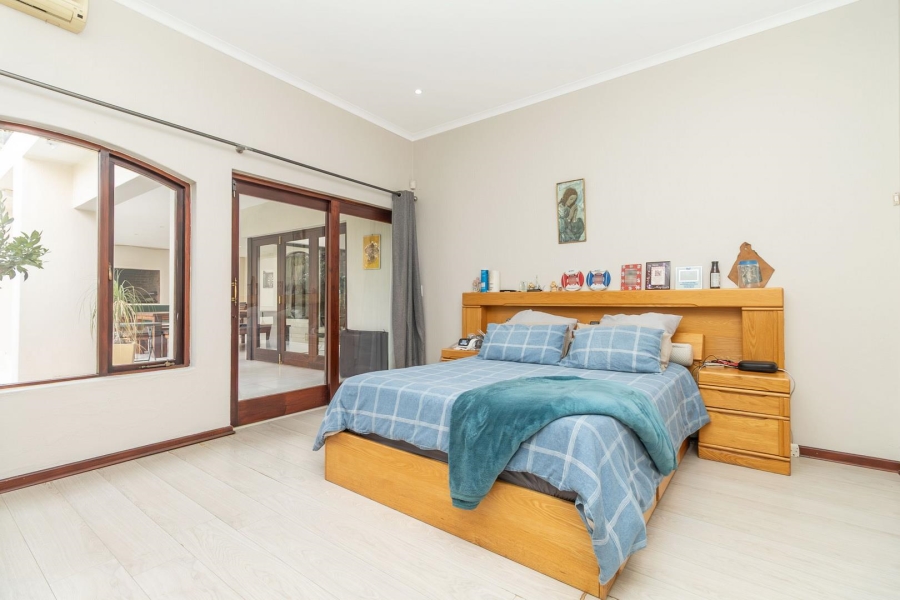 5 Bedroom Property for Sale in Kyalami Estates Gauteng