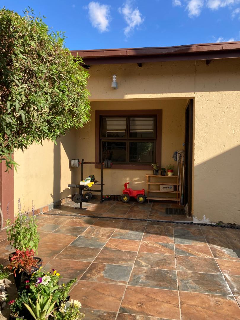 3 Bedroom Property for Sale in Liefde en Vrede Gauteng