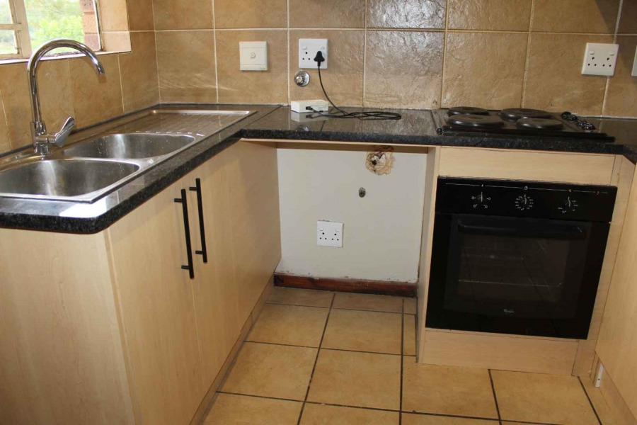 To Let 2 Bedroom Property for Rent in Annlin Gauteng