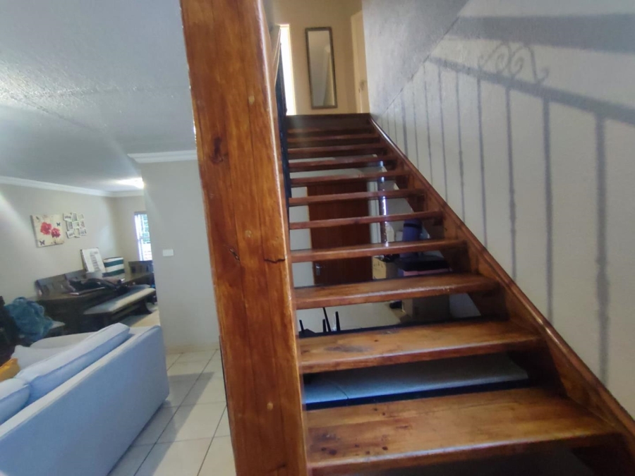 3 Bedroom Property for Sale in Heuwelsig Estate Gauteng