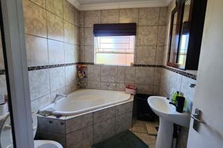 3 Bedroom Property for Sale in Heuwelsig Estate Gauteng
