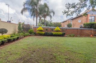 3 Bedroom Property for Sale in Heuwelsig Estate Gauteng