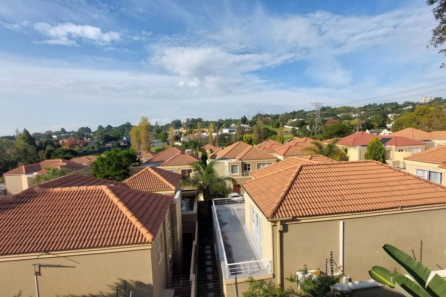 To Let 3 Bedroom Property for Rent in River Club Gauteng