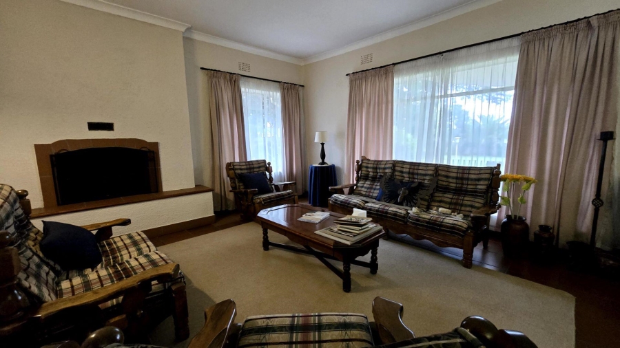 4 Bedroom Property for Sale in Robertsham Gauteng