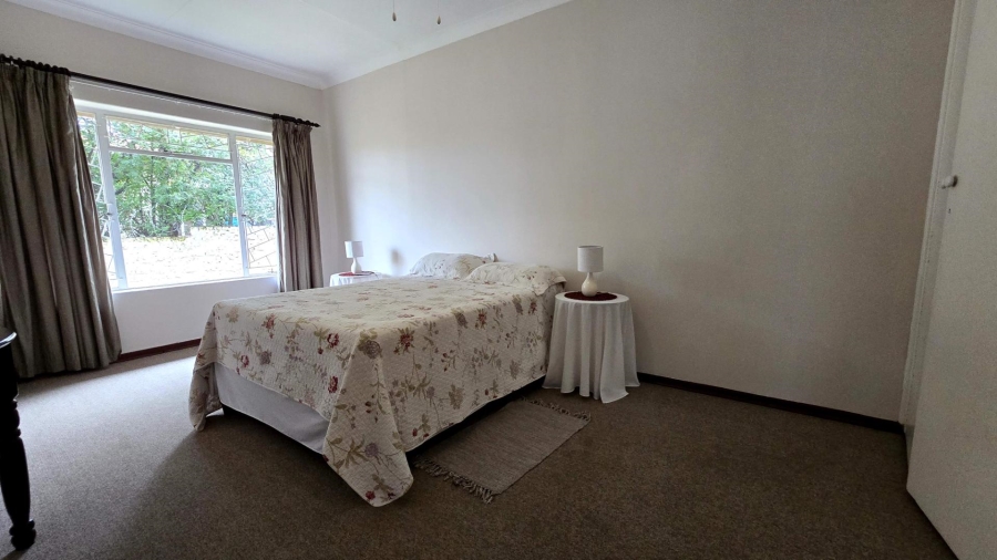 4 Bedroom Property for Sale in Robertsham Gauteng