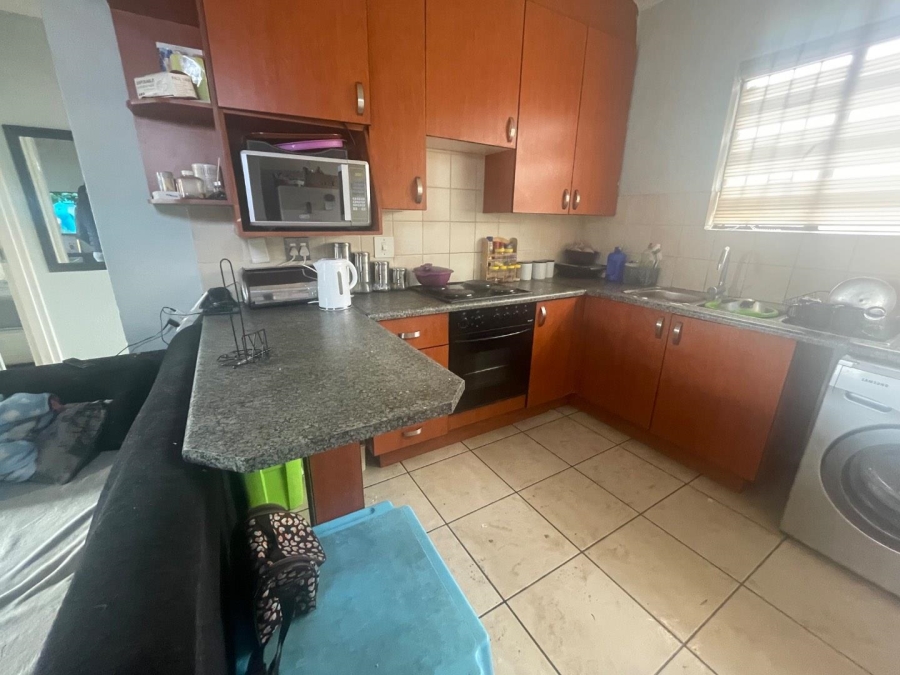 2 Bedroom Property for Sale in Edleen Gauteng