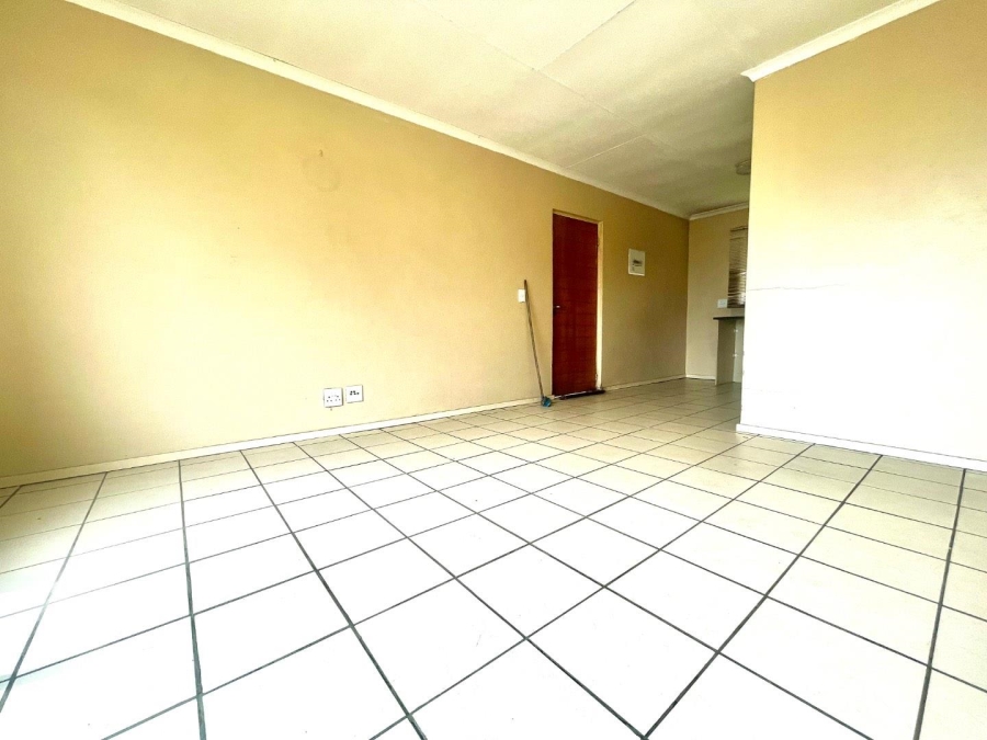 2 Bedroom Property for Sale in Esther Park Gauteng