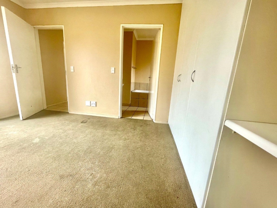 2 Bedroom Property for Sale in Esther Park Gauteng