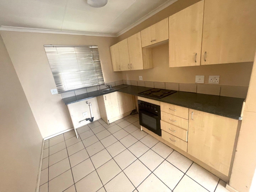 2 Bedroom Property for Sale in Esther Park Gauteng