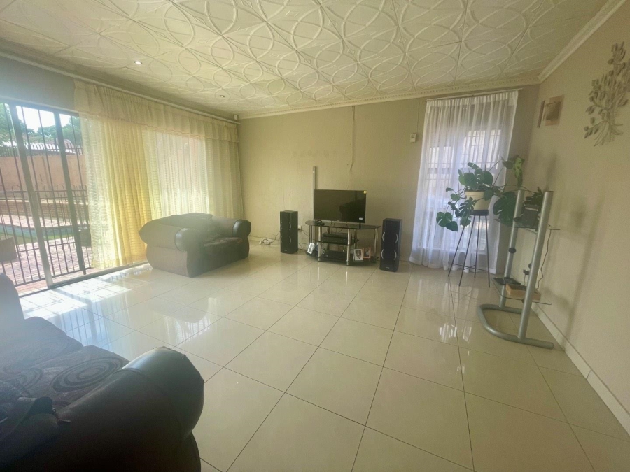 3 Bedroom Property for Sale in Esther Park Gauteng
