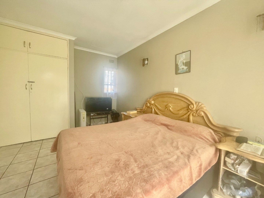 3 Bedroom Property for Sale in Esther Park Gauteng