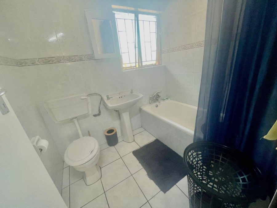3 Bedroom Property for Sale in Esther Park Gauteng