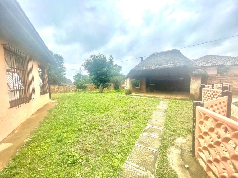 3 Bedroom Property for Sale in Esther Park Gauteng