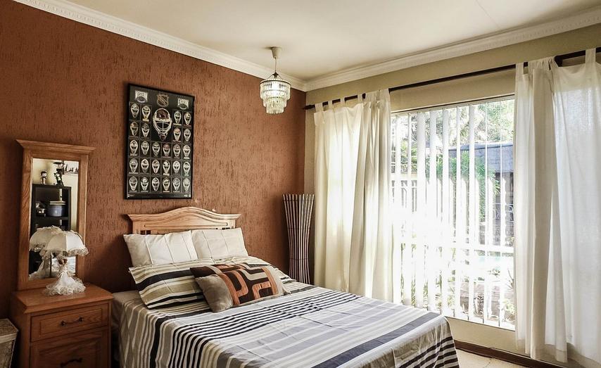 To Let 4 Bedroom Property for Rent in Glen Marais Gauteng