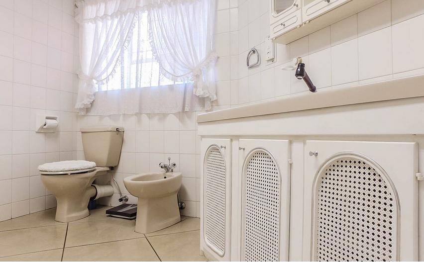 To Let 4 Bedroom Property for Rent in Glen Marais Gauteng