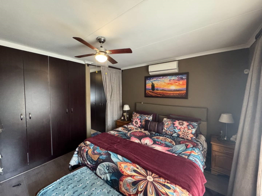 3 Bedroom Property for Sale in Verwoerdpark Gauteng