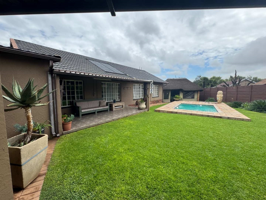 3 Bedroom Property for Sale in Verwoerdpark Gauteng
