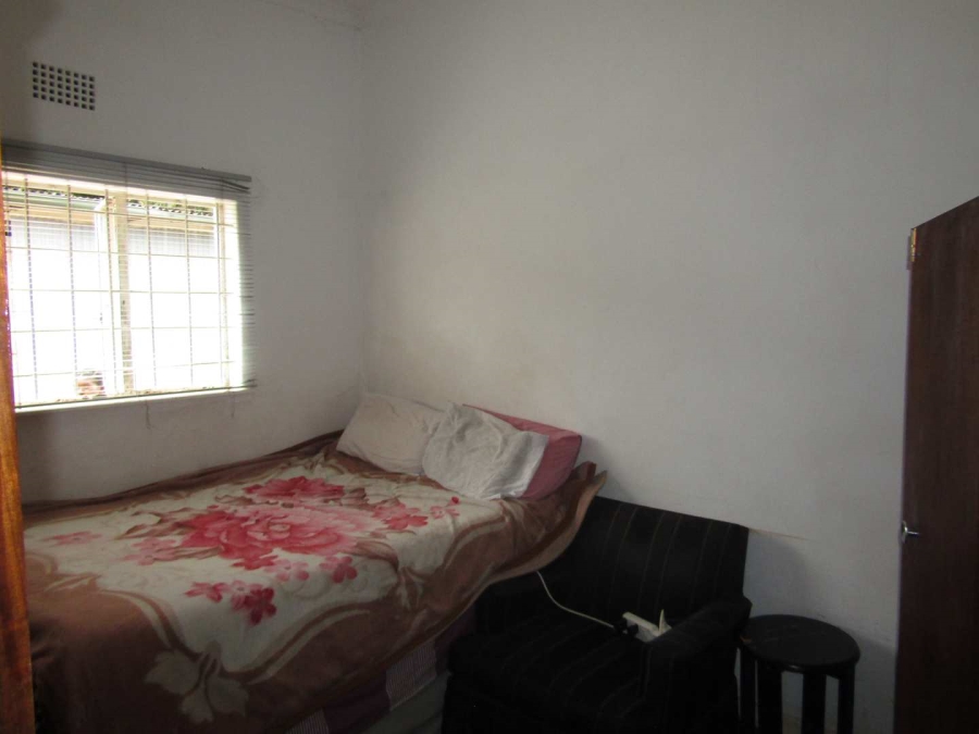 6 Bedroom Property for Sale in Brixton Gauteng