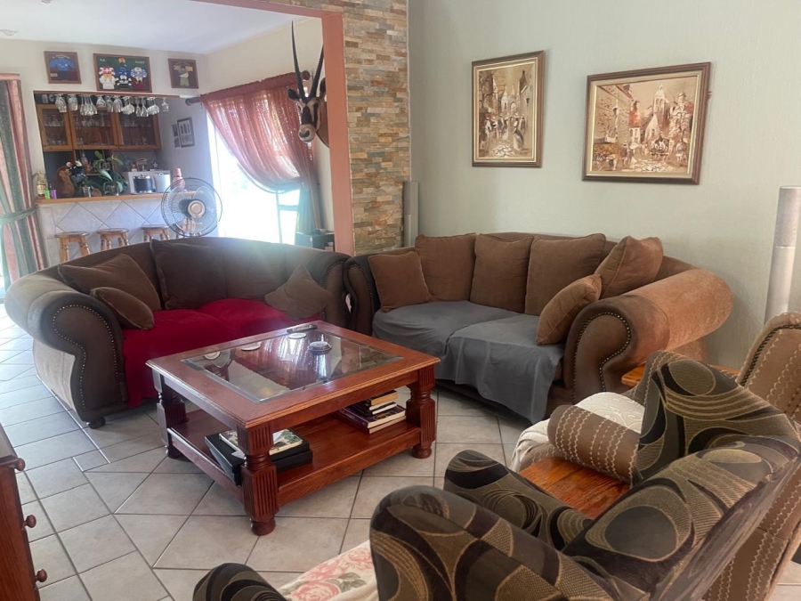 3 Bedroom Property for Sale in Mulbarton Gauteng