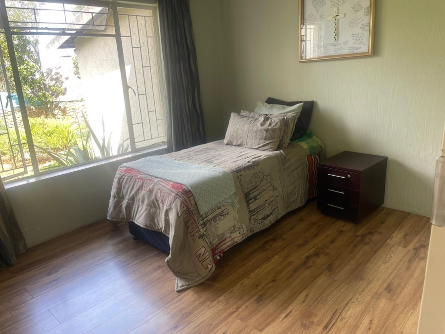 3 Bedroom Property for Sale in Mulbarton Gauteng