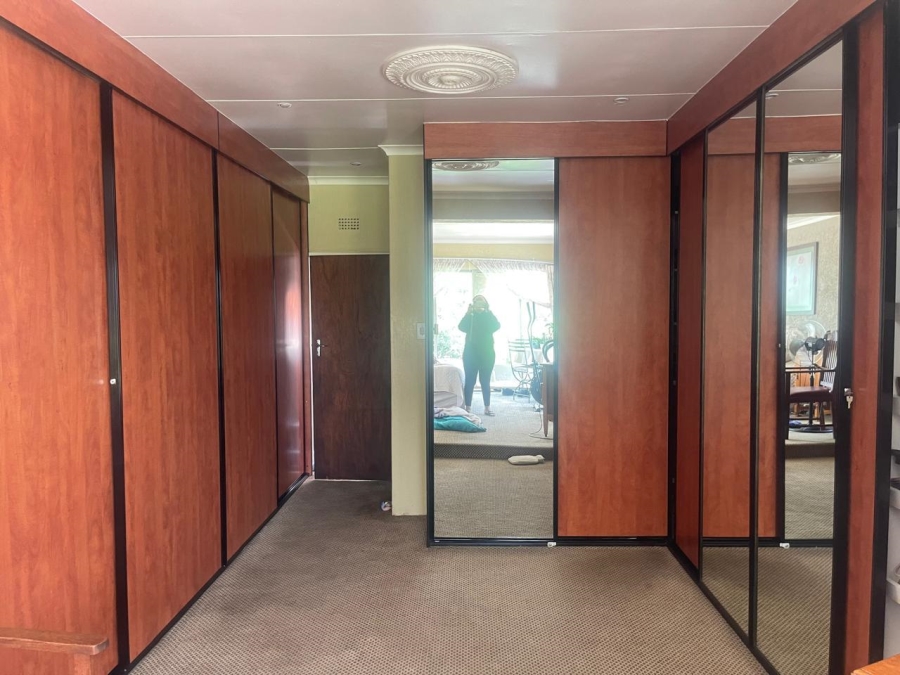 3 Bedroom Property for Sale in Mulbarton Gauteng