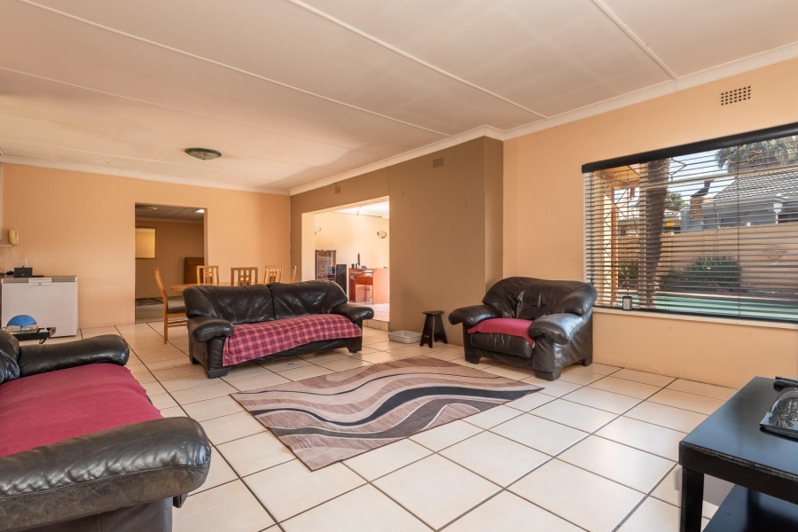 3 Bedroom Property for Sale in Verwoerdpark Gauteng