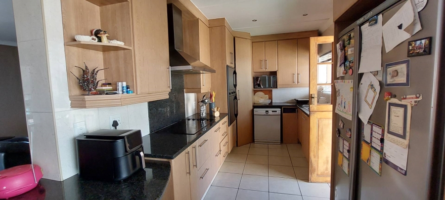 3 Bedroom Property for Sale in Verwoerdpark Gauteng