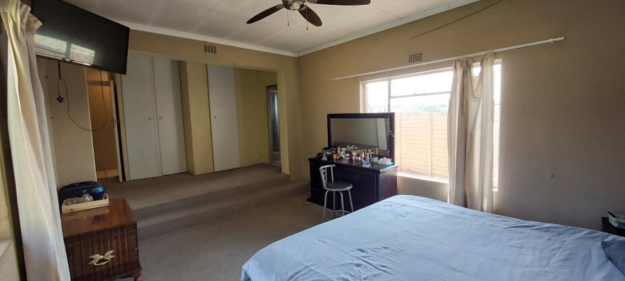 3 Bedroom Property for Sale in Verwoerdpark Gauteng