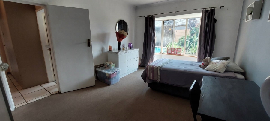 3 Bedroom Property for Sale in Verwoerdpark Gauteng