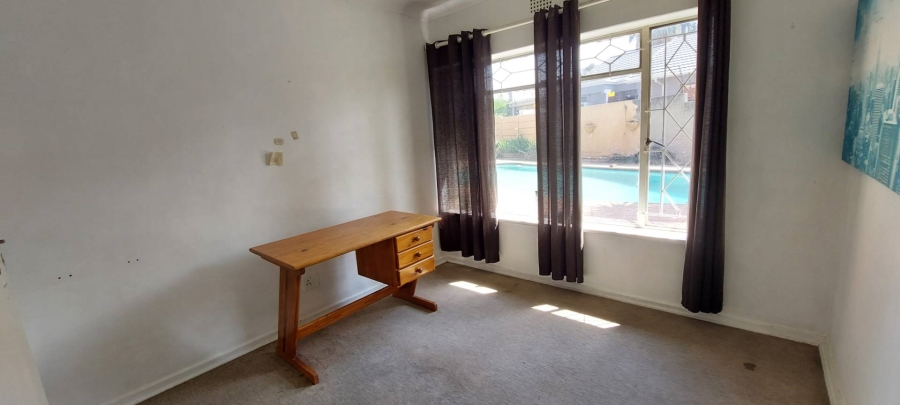 3 Bedroom Property for Sale in Verwoerdpark Gauteng