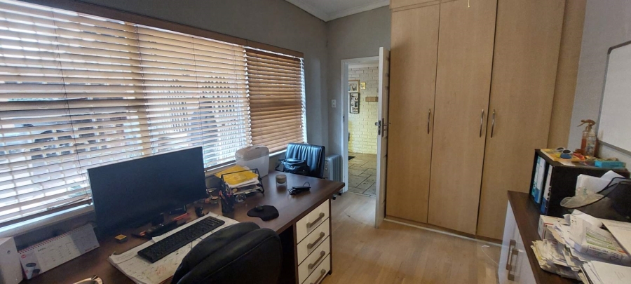 4 Bedroom Property for Sale in Brackenhurst Gauteng