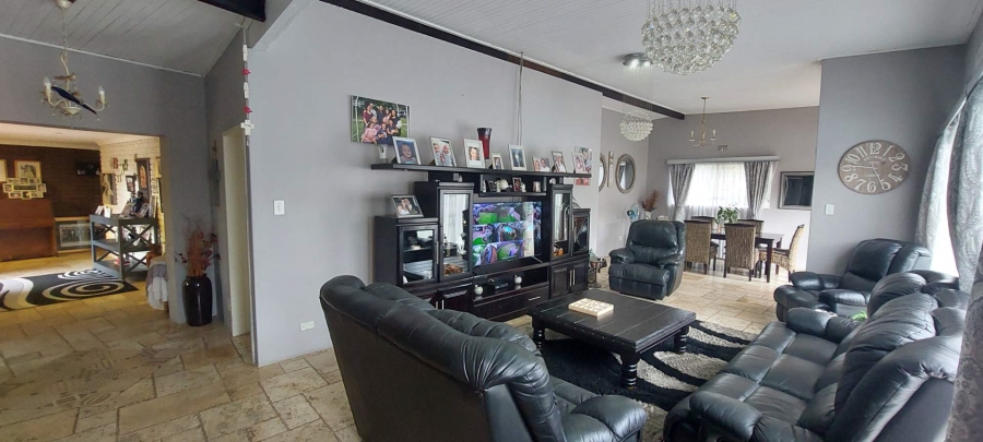 4 Bedroom Property for Sale in Brackenhurst Gauteng