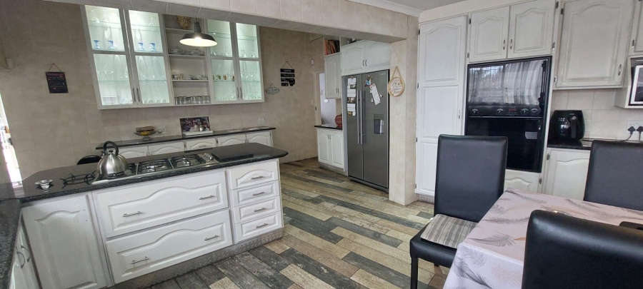 4 Bedroom Property for Sale in Brackenhurst Gauteng