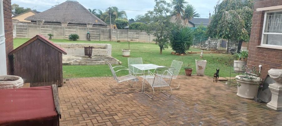 4 Bedroom Property for Sale in Brackenhurst Gauteng