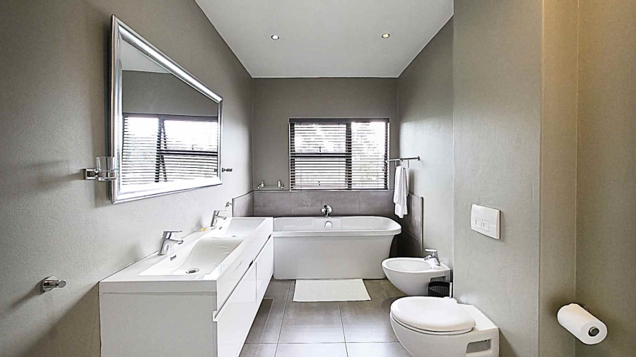To Let 4 Bedroom Property for Rent in Strathavon Gauteng