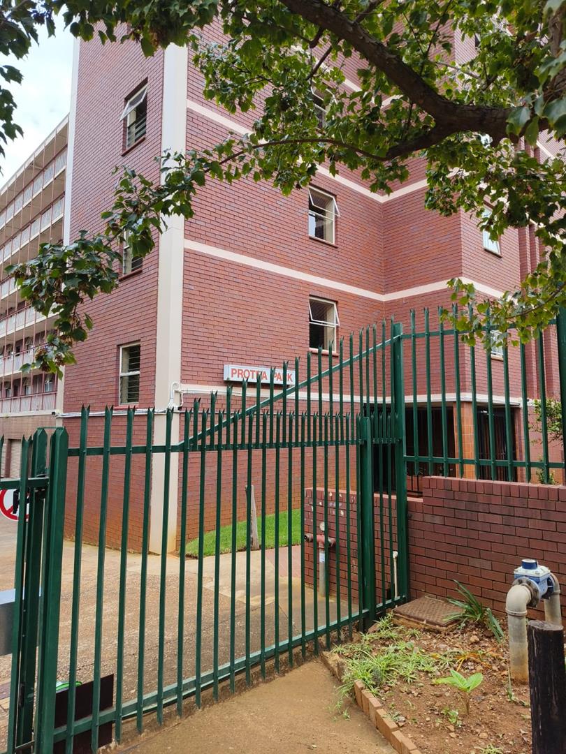 2 Bedroom Property for Sale in Wonderboom South Gauteng