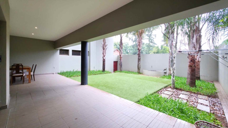 To Let 2 Bedroom Property for Rent in Sandown Gauteng