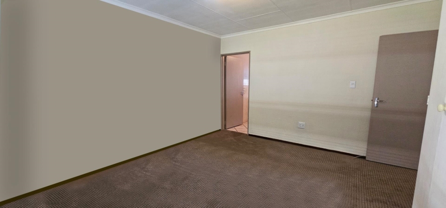 3 Bedroom Property for Sale in Radiokop Gauteng