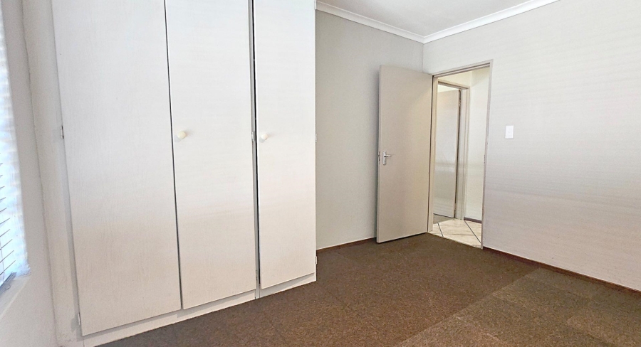 3 Bedroom Property for Sale in Radiokop Gauteng